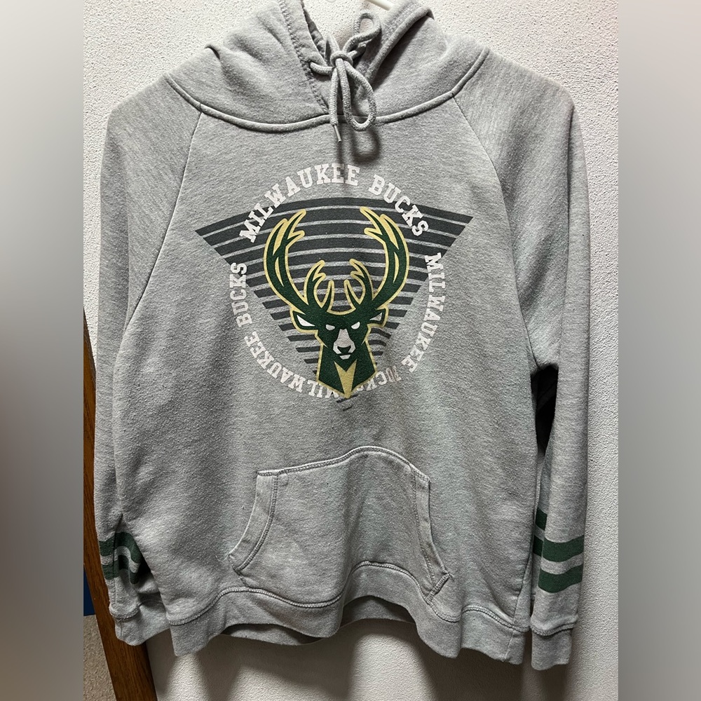 Milwaukee Bucks hoodie
